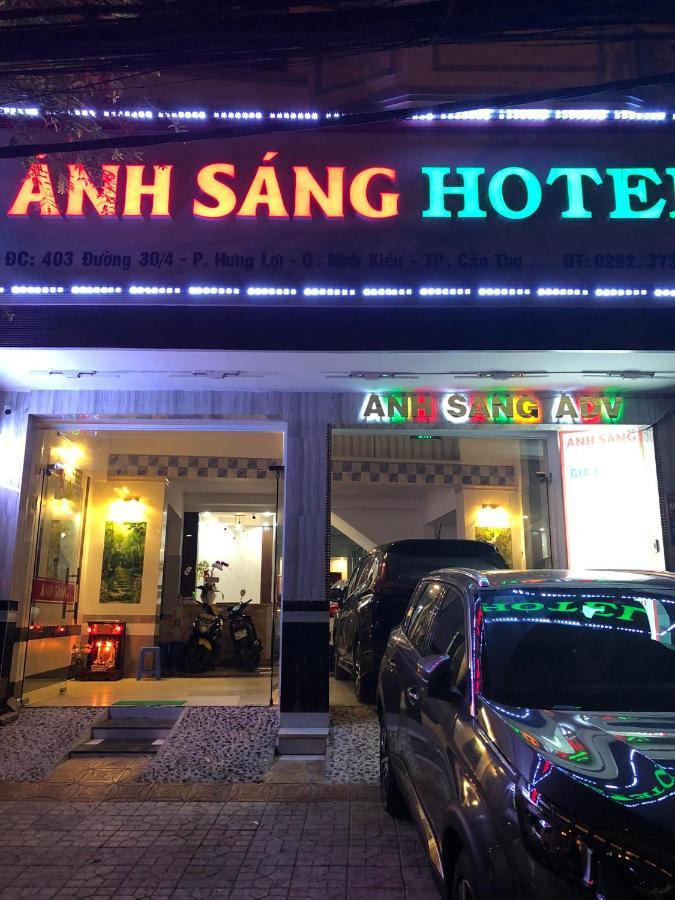 Отель Khach San Anh Sang Кантхо Экстерьер фото
